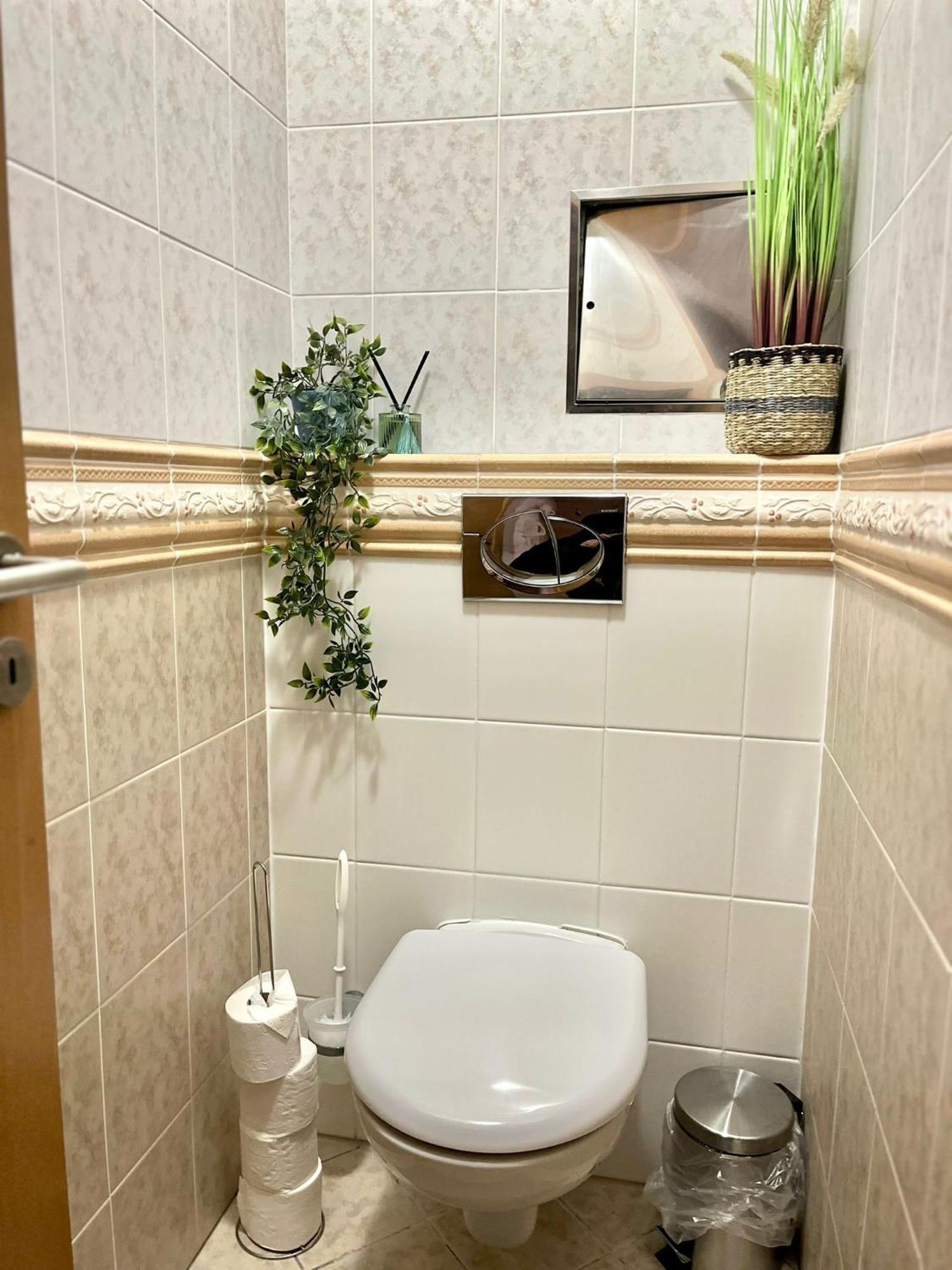 Apartment Tina - Old Town, Ac, Free Private Parking บราติสลาวา ภายนอก รูปภาพ
